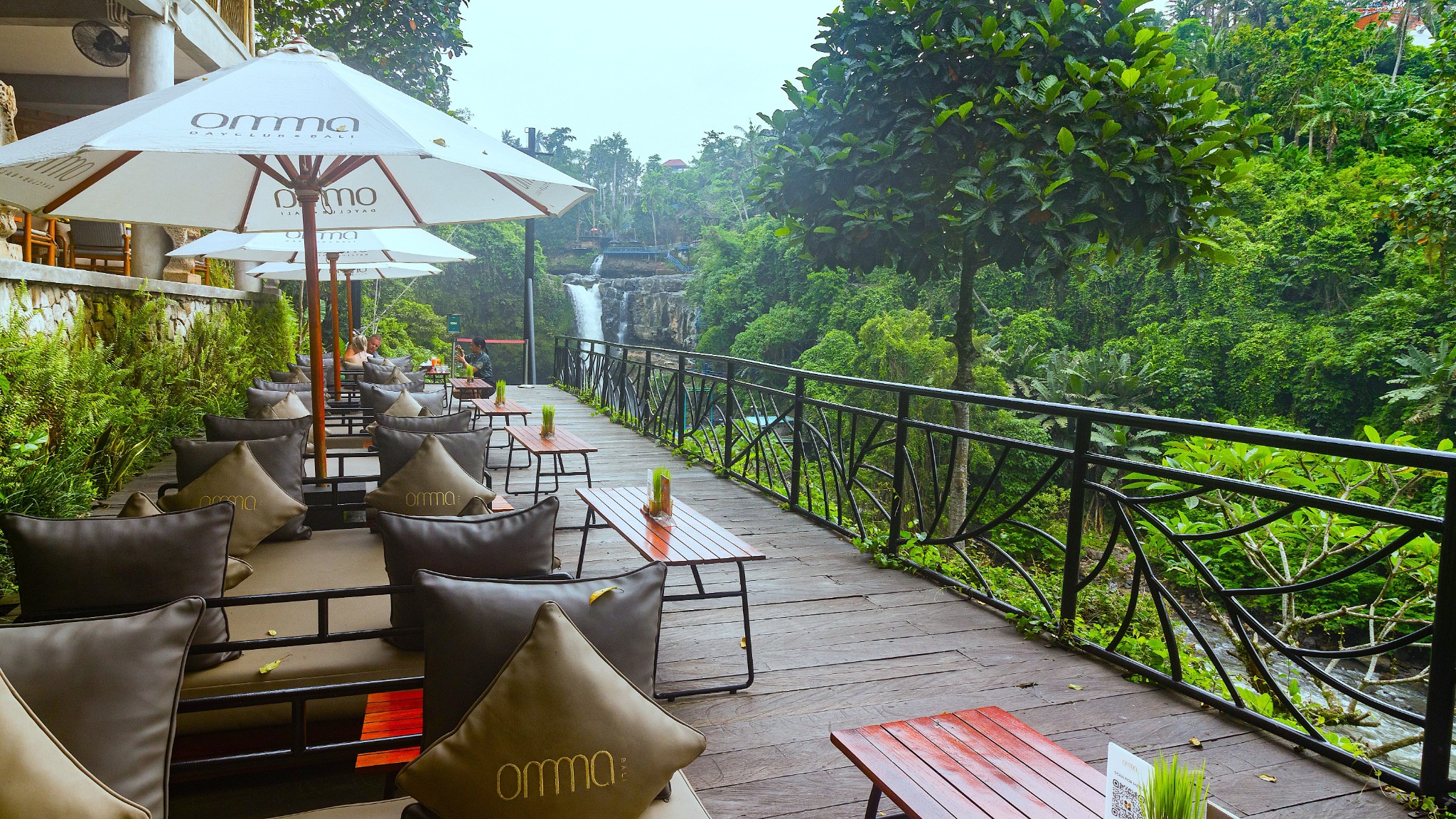 OMMA Day Club Pass: Swing, Swim & Lunch(Min. booking 2 pax)